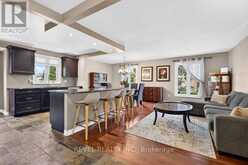 2 LORING CRESCENT | Hamilton Ontario | Slide Image Eight