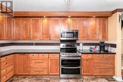 7 - 100 ST. ANDREWS COURT | Hamilton Ontario | Slide Image Fifteen