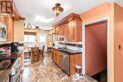 7 - 100 ST. ANDREWS COURT | Hamilton Ontario | Slide Image Sixteen