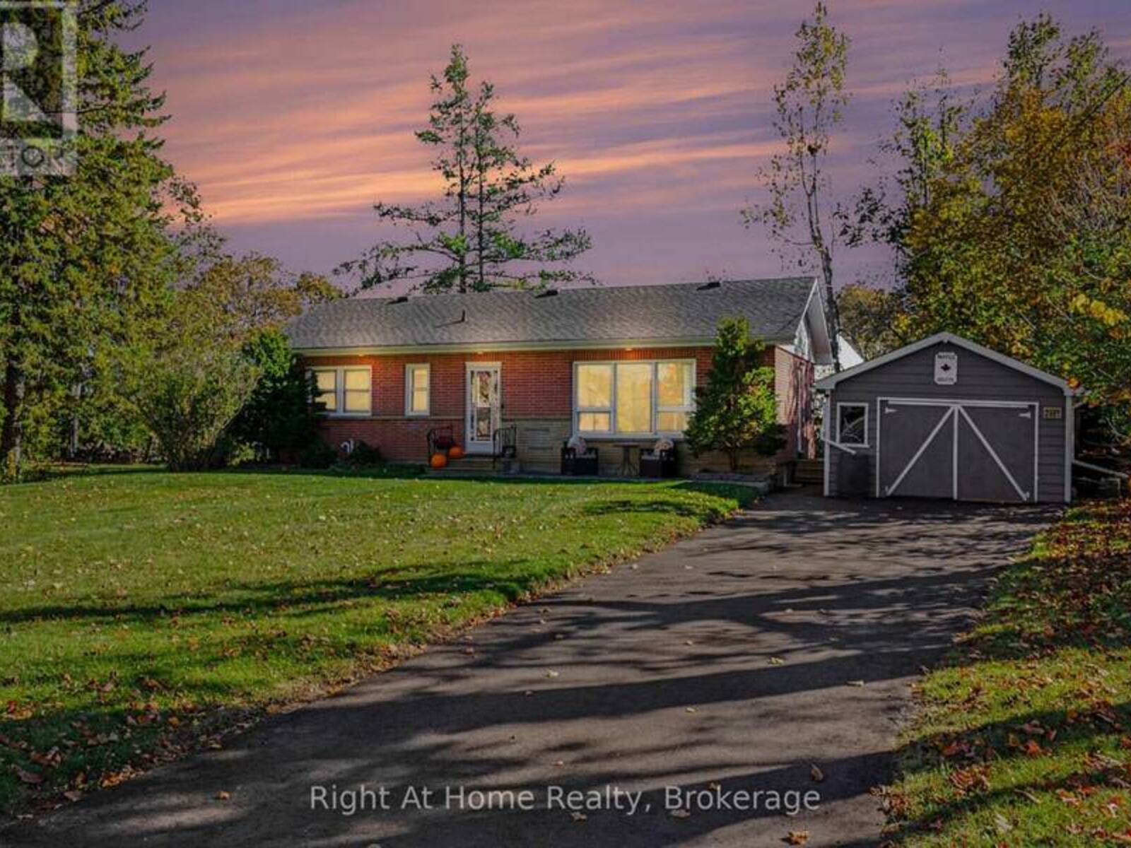 2661 MAPLE GROVE ROAD, Selwyn, Ontario K9J 6X4