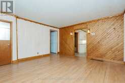 212 DUNCAN AVENUE | North Bay Ontario | Slide Image Sixteen