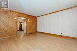 212 DUNCAN AVENUE | North Bay Ontario | Slide Image Seventeen