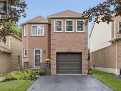 4 LOWDER PLACE Whitby Ontario, L1N 8C1