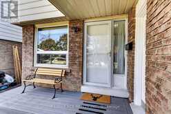 1586 GETA CIRCLE | Pickering Ontario | Slide Image Eight