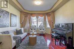 75 WINSTON CASTLE DRIVE | Markham Ontario | Slide Image Four