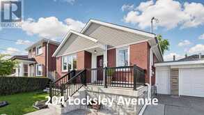 204 LOCKSLEY AVENUE | Toronto Ontario | Slide Image Five