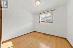 206 WARREN AVENUE | Hamilton Ontario | Slide Image Ten