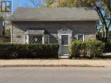 193 QUEEN STREET E | Cambridge Ontario | Slide Image One
