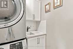 415 - 7 TOWNSGATE DRIVE | Vaughan Ontario | Slide Image Seventeen