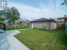 48 WALLACE AVENUE | Toronto Ontario | Slide Image Twenty