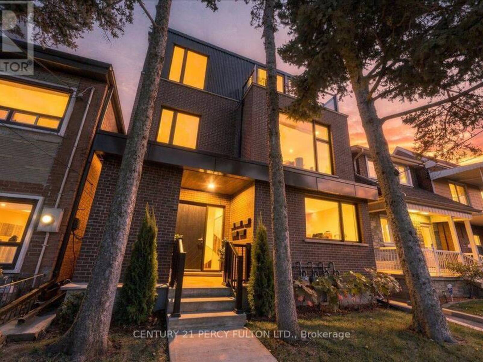 113 HATHERLEY ROAD, Toronto, Ontario M6E 1W4
