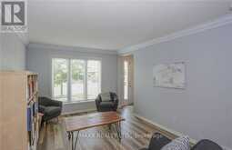54 TANOAK DRIVE | London Ontario | Slide Image Nine
