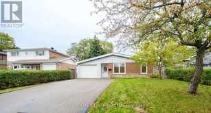 53 KINGSLAKE ROAD | Toronto Ontario | Slide Image One