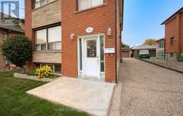 182 RUSTIC ROAD | Toronto Ontario | Slide Image Nine
