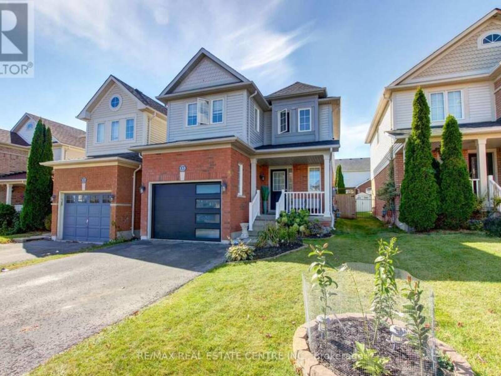 123 LUNNEY CRESCENT, Clarington, Ontario L1C 5N9