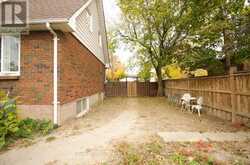 403 WALNUT STREET W | Whitby Ontario | Slide Image Twenty-three