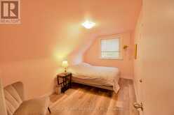 403 WALNUT STREET W | Whitby Ontario | Slide Image Nine