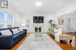40 ANN LOUISE CRESCENT | Markham Ontario | Slide Image Nine