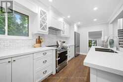 2144 REBECCA STREET | Oakville Ontario | Slide Image Thirteen