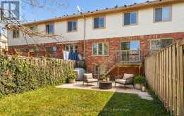 38 - 8 HEMLOCK WAY | Grimsby Ontario | Slide Image Forty-five