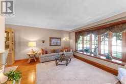 39 WANTANOPA CRESCENT | Toronto Ontario | Slide Image Nine