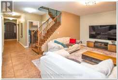 19 THE QUEENSWAY | Barrie Ontario | Slide Image Eight