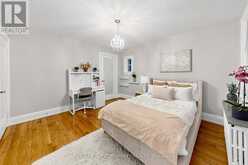 20 GRENADIER HEIGHTS | Toronto Ontario | Slide Image Twenty-one