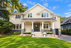 407 MAPLE GROVE DRIVE | Oakville Ontario | Slide Image Two