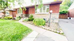 7 HARDALE CRESCENT | Hamilton Ontario | Slide Image One