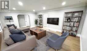 7 HARDALE CRESCENT | Hamilton Ontario | Slide Image Three