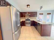 31 INGRAM DRIVE | Guelph Ontario | Slide Image Ten