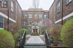 111 - 480 ORIOLE PARKWAY | Toronto Ontario | Slide Image Three