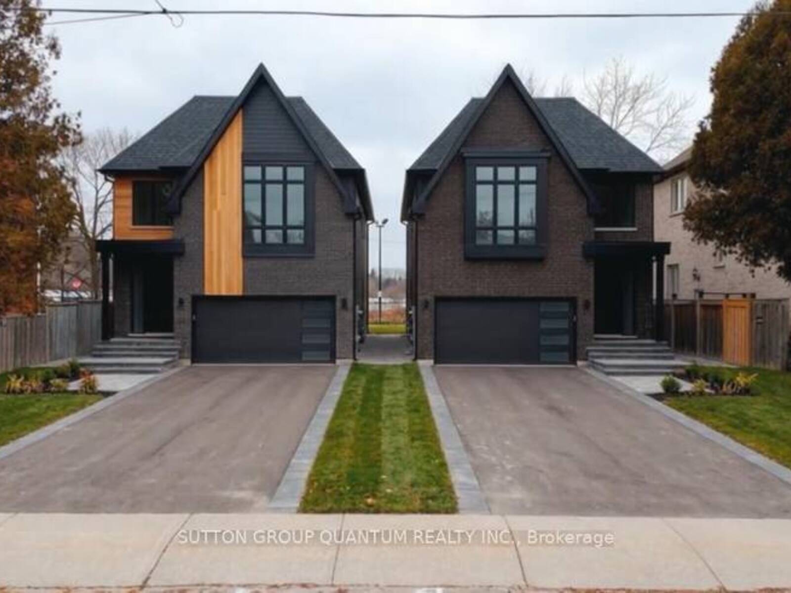 29B HARRISON AVENUE, Mississauga, Ontario L5H 2N8