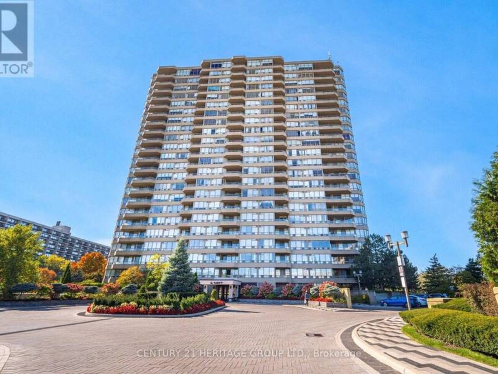910 - 10 TORRESDALE AVENUE, Toronto, Ontario M2R 3V8