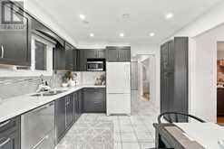 660 FOXWOOD TRAIL | Pickering Ontario | Slide Image Thirteen