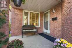 660 FOXWOOD TRAIL | Pickering Ontario | Slide Image Three