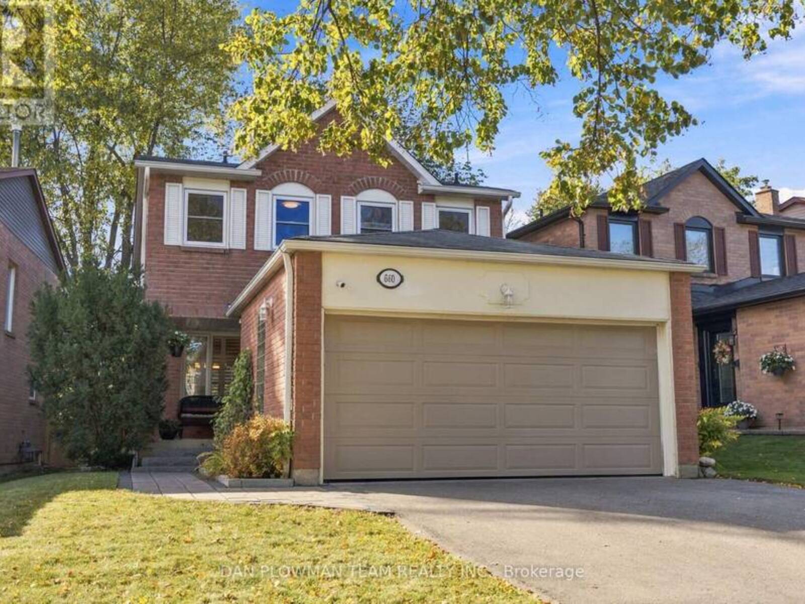660 FOXWOOD TRAIL, Pickering, Ontario L1V 3X8