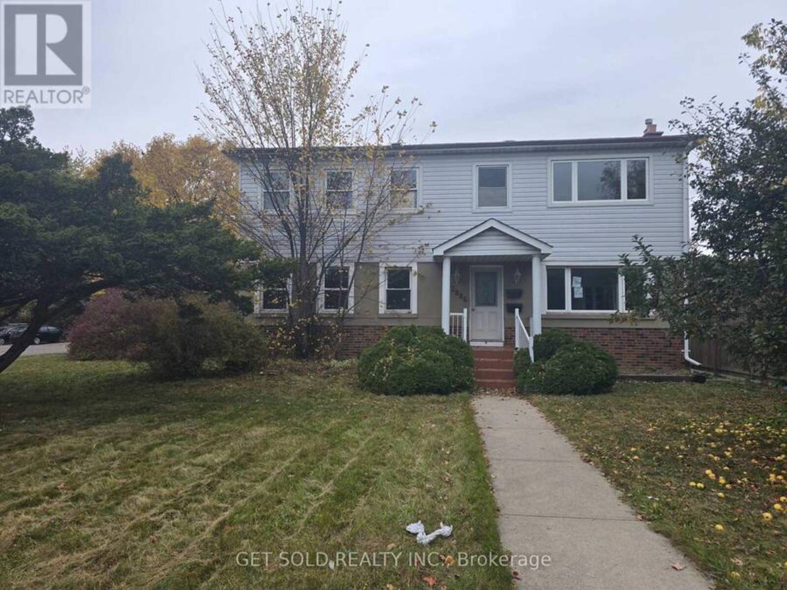 2886 KINGSTON ROAD, Toronto, Ontario M1M 1N5