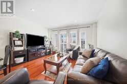 552 - 83 MONDEO DRIVE | Toronto Ontario | Slide Image Four