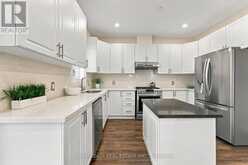 1 SOUTHSHORE CRESCENT | Hamilton Ontario | Slide Image Fifteen