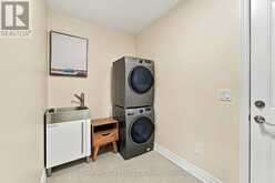 1 SOUTHSHORE CRESCENT | Hamilton Ontario | Slide Image Nineteen