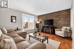 4 VANCE CRESCENT | Hamilton Ontario | Slide Image Seven