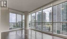 8 - 30 ROEHAMPTON AVENUE | Toronto Ontario | Slide Image Six