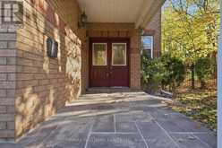 130 OLD COLONY ROAD | Richmond Hill Ontario | Slide Image Four