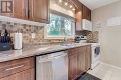 32 FRANKLIN BEACH ROAD | Georgina Ontario | Slide Image Six