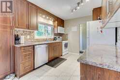 32 FRANKLIN BEACH ROAD | Georgina Ontario | Slide Image Eight