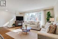 22 PAINSWICK CRESCENT | Toronto Ontario | Slide Image Nine