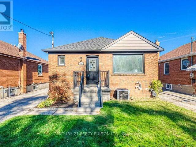 12 SILVERCREST AVENUE Toronto Ontario, M8W 2S4 - 4 Bedrooms Home For Sale