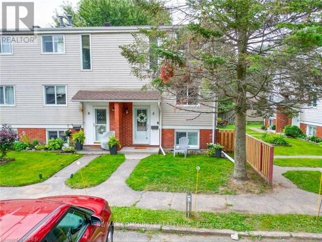 5 - 604 BANNER AVENUE North Bay Ontario, P1A 1X8 - 3 Bedrooms Condo For Sale