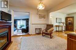 59 MAYVERN CRESCENT | Richmond Hill Ontario | Slide Image Thirteen